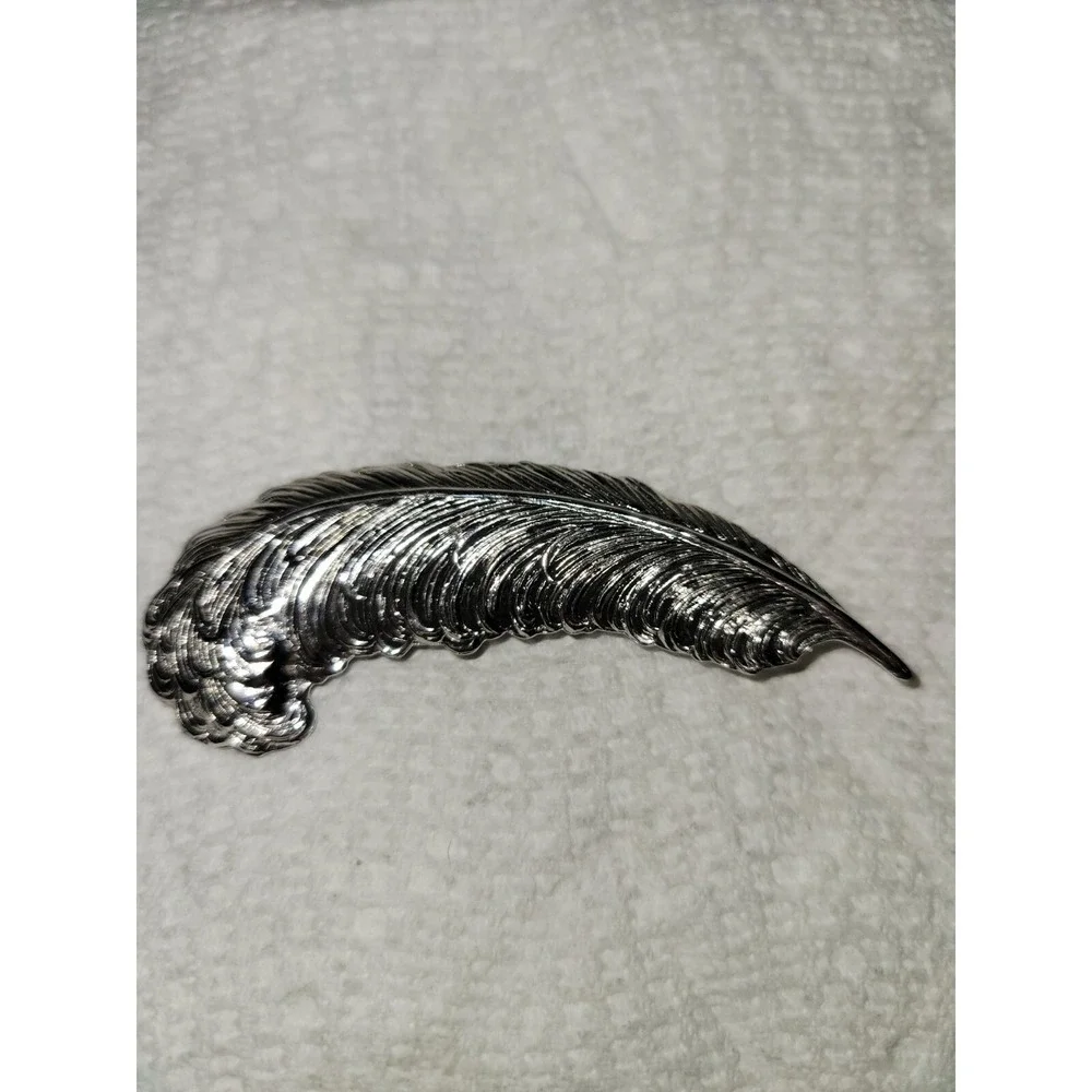 Brooches Pins Silver Tone Monet Ribbon Sara Cov Feather Unbranded Swirl Lot Of 3